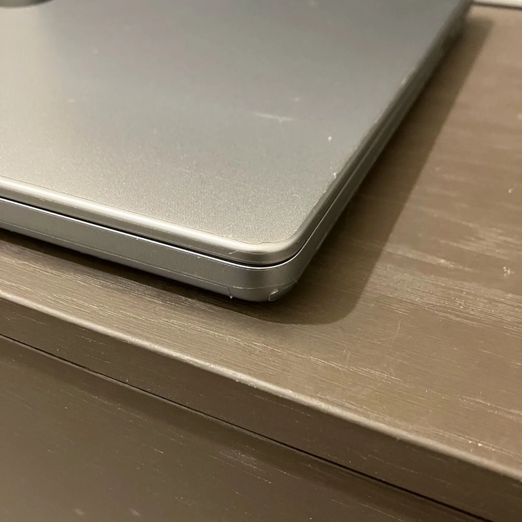 애플 맥북프로 m1pro 16인치 16기가 1테라 이미지