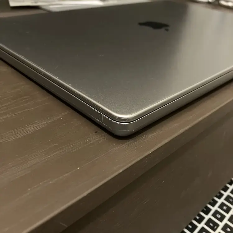 애플 맥북프로 m1pro 16인치 16기가 1테라 이미지