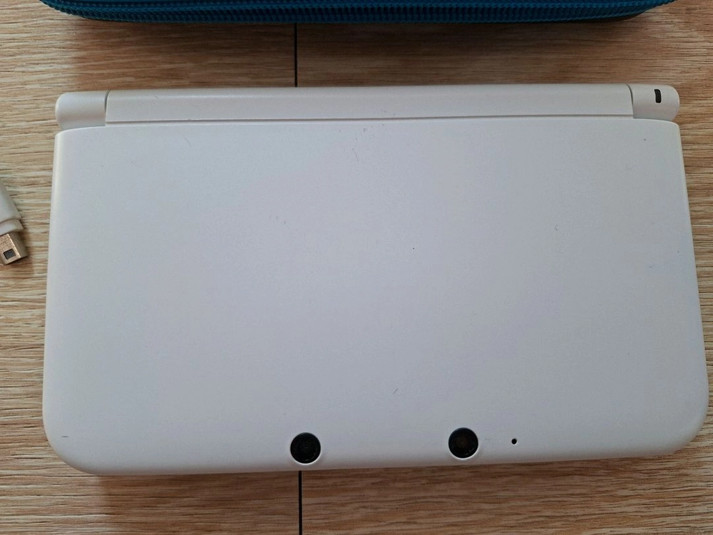 닌텐도 3ds xl 구큰다수 화이트 한국정발 순정 이미지