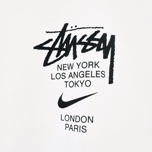 남성 나이키 x 스투시(나투시) 콜라보 월드투어 반팔 티 티셔츠 흰색 이미지