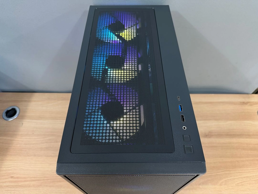 7800X3D/RTX 5060 Ti/램16G/SSD 500GB/게임용PC 이미지