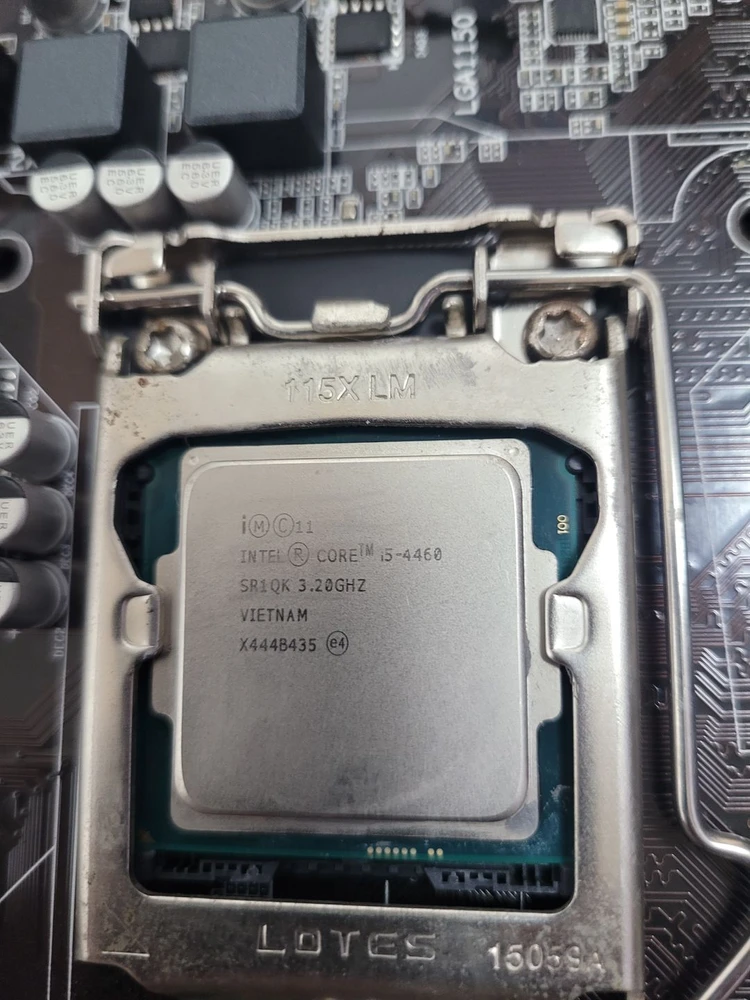 i5 4460 CPU 기가바이트 메인보드 램 세트 판매합니다 택포 30000 이미지