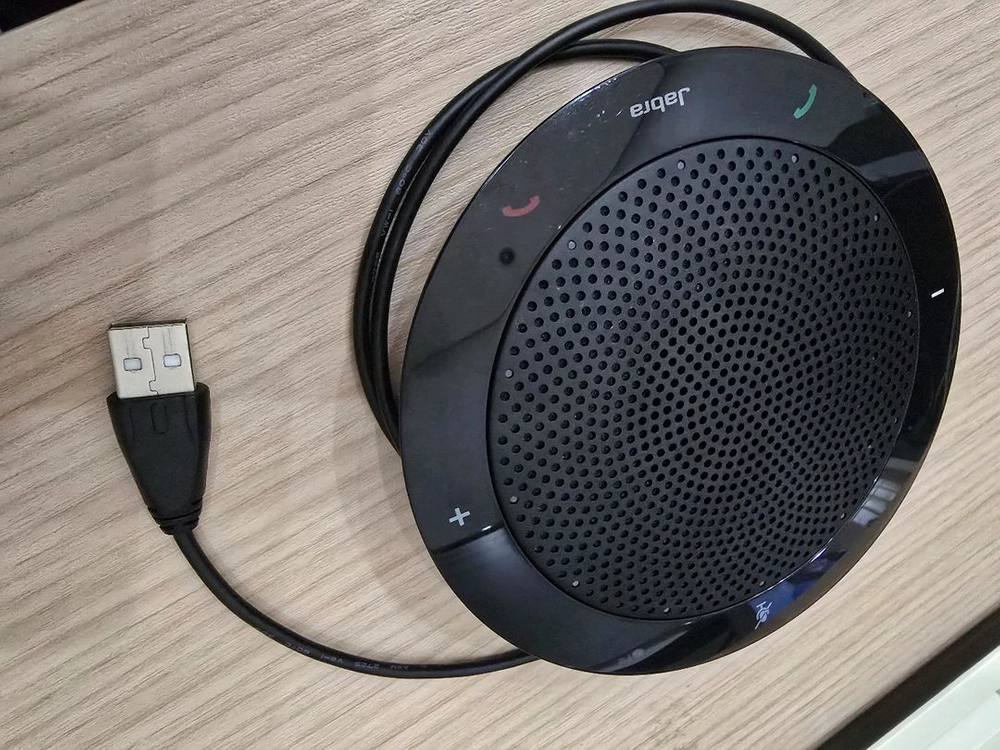 자브라 화상회의 용 스피커폰 SPEAK 410 USB 판매합니다 이미지