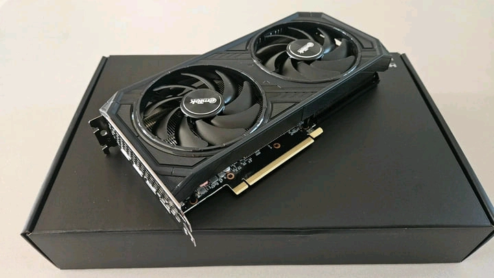 이엠텍 RTX 4060 Ti Storm X Dual 8GB 팝니다 이미지