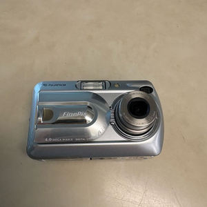 후지필름(FUJIFILM) 파인픽스 440 디지털카메라 이미지
