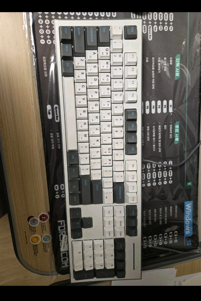 라이젠5 7500F RTX4060Ti 게이밍PC 본체 이미지
