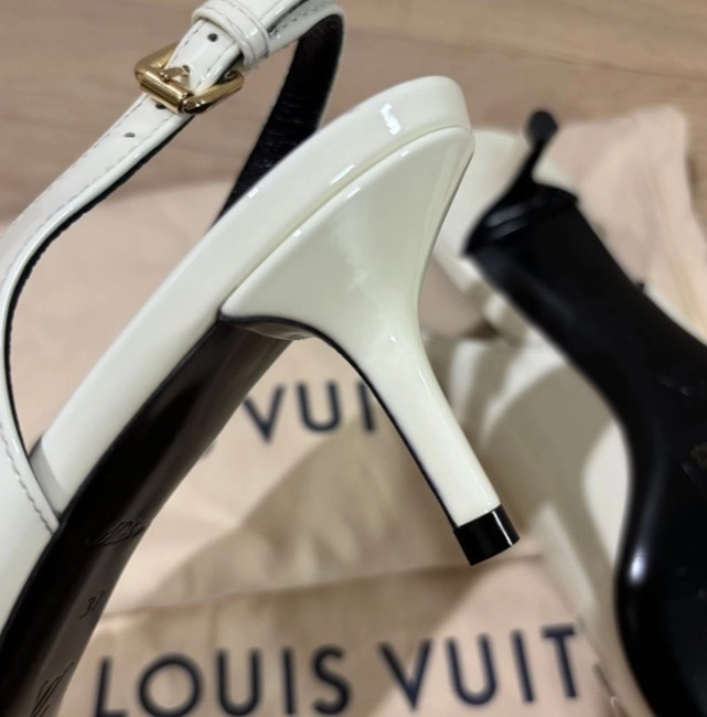 [정품] 루이비통 LV 인사이더 슬링백 펌프스 황금사이즈 이미지