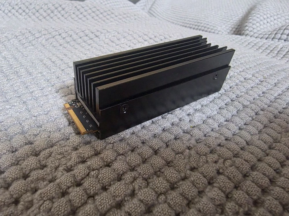 WD BLACK 2TB SSD 판매합니다 이미지