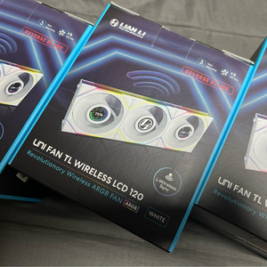 [미개봉] 리안리 UNI FAN TL Wireless LCD 120 리버스 (3팩, 화이트) TL 120 이미지