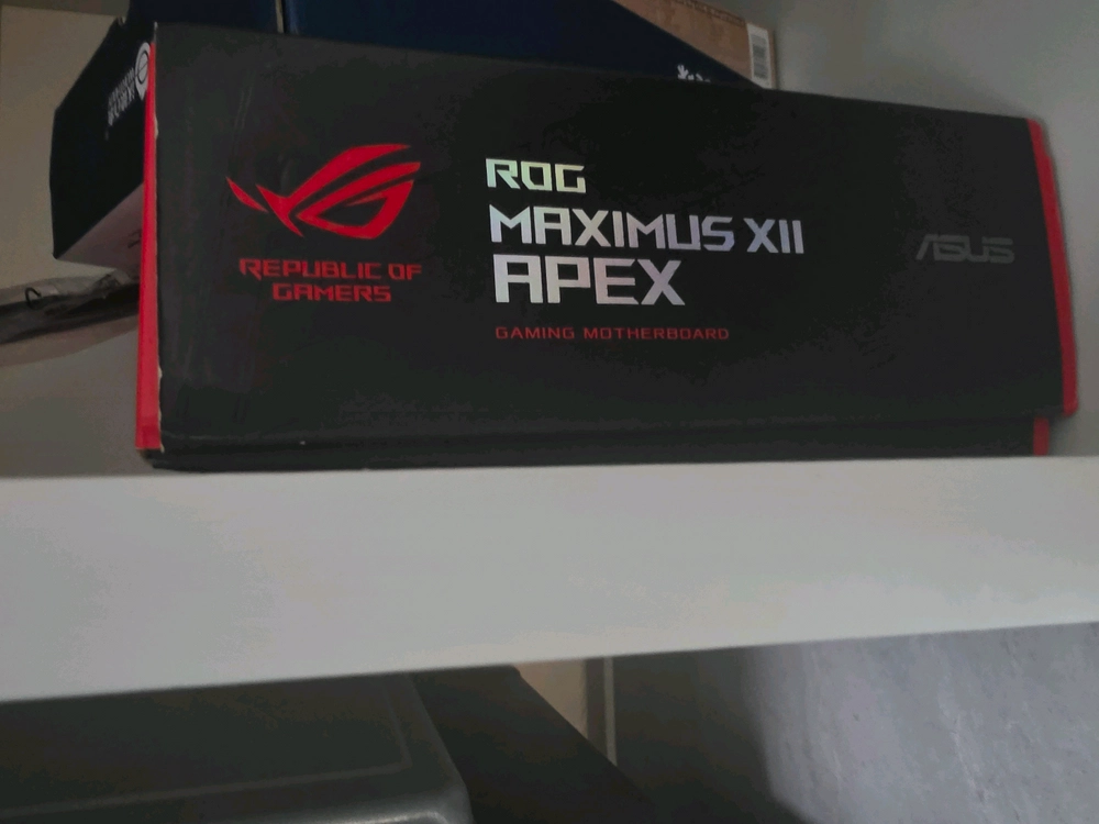 인텔 i9-10900K RTX 4060 게이밍 PC 이미지