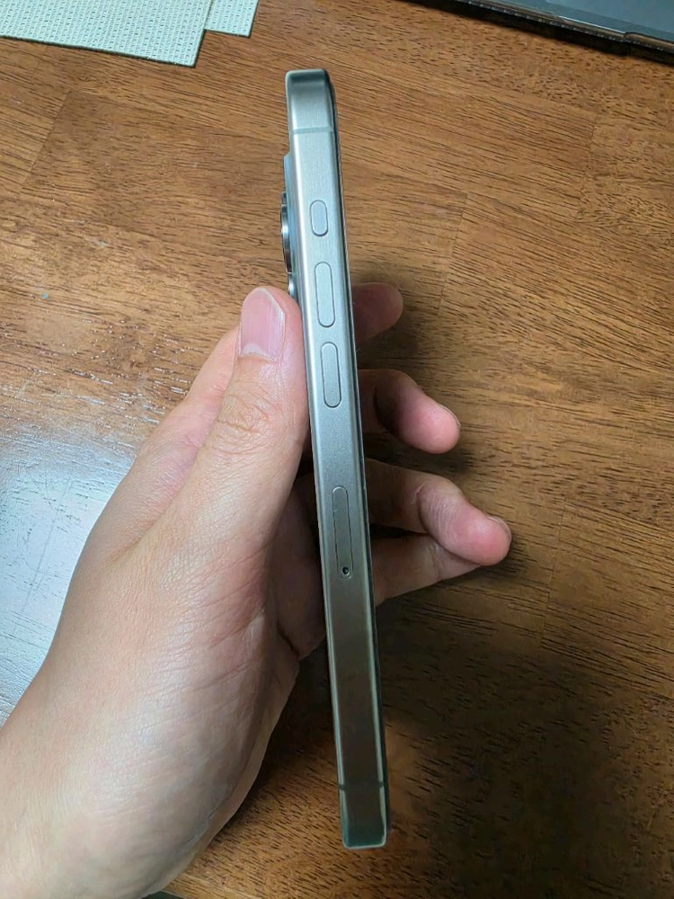 아이폰 15 프로 256GB 내추럴티타늄 풀박스 이미지