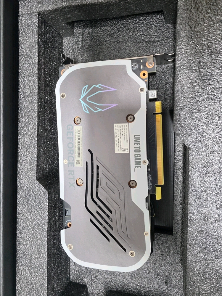 RTX 4060 TI TWIN EDGE 8GB 팝니다 조텍 rtx4060ti 이미지