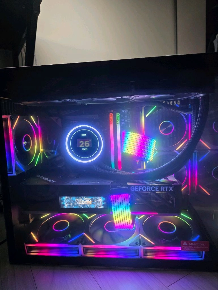 라이젠7 9800X3D RTX5070TI 불칸 리안리본체고급PC 이미지