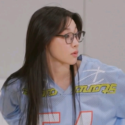 킬잇 최미나수 안경 반투명 기본 뿔테 투명 연예인 선글라스 솔로지옥 이미지