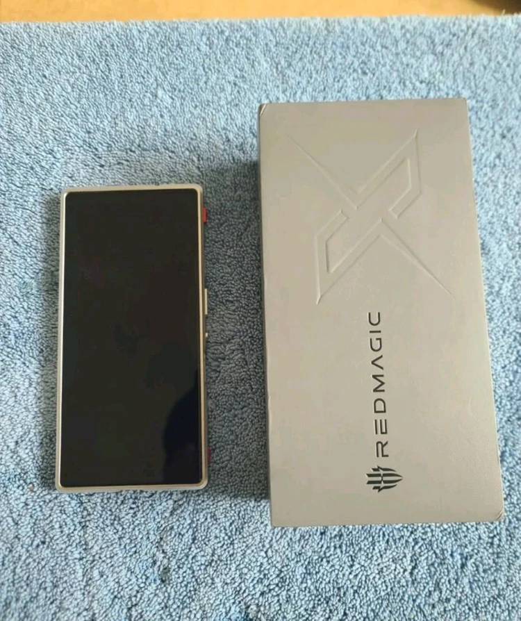 레드매직 redmagic 10 pro 512gb, 12ram 게이밍폰 - 안심되는 중고거래