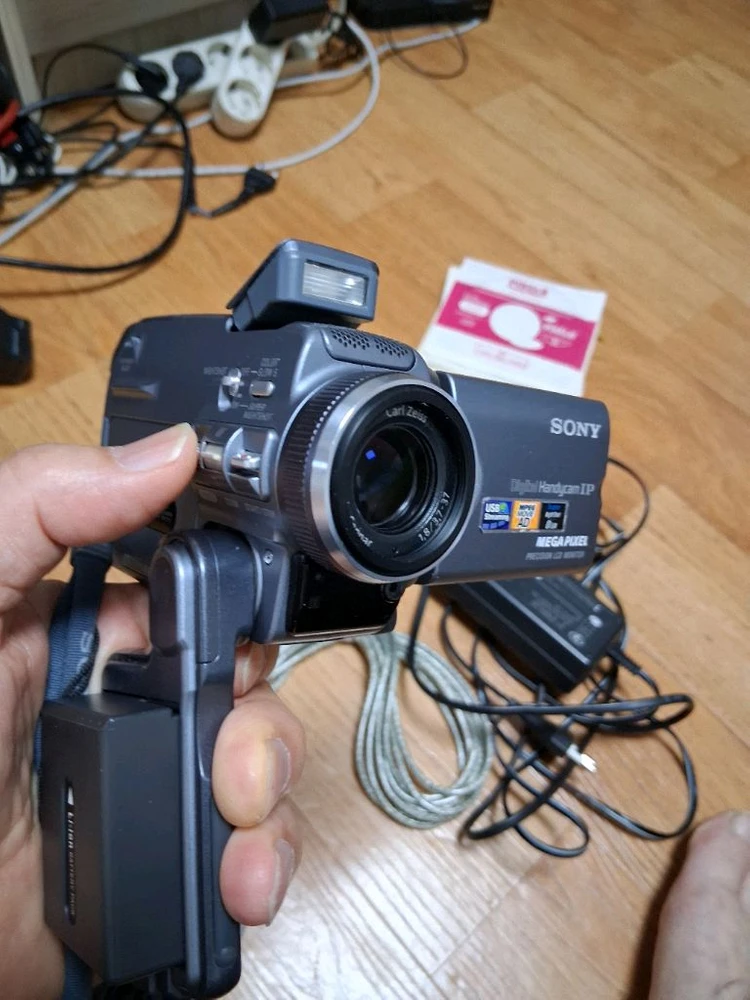 소형소니 (빈티지)디지탈캠코더DCR-IP45 이미지