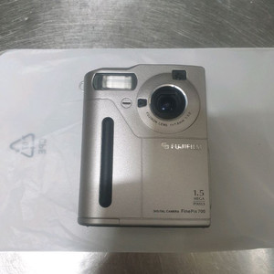 [가격인하]후지 파인픽스 700 올드디카(올드 디지털카메라) FUJIFILM Finepix 700 이미지