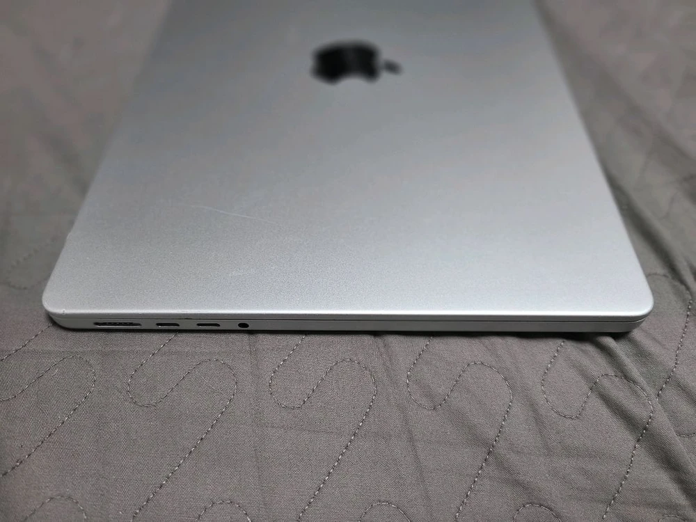 205 만원 - 맥북프로 M1-MAX칩 32G Ram/SSD 512GB 14인치 A2442 이미지