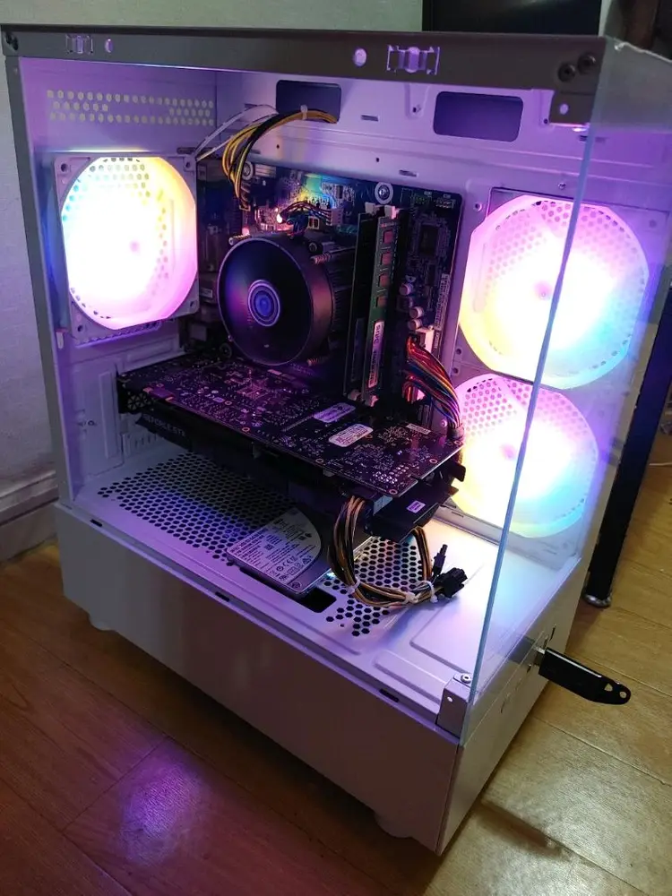 한정기획특가 i7/램16g/gtx1060 본체 게이밍 데스크탑 컴퓨터 - 안심되는 중고거래