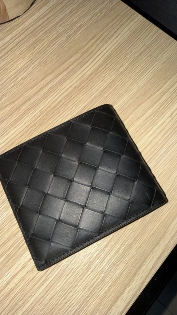 보테가 베네타 인트레치아토 반지갑 상태 S급 이미지