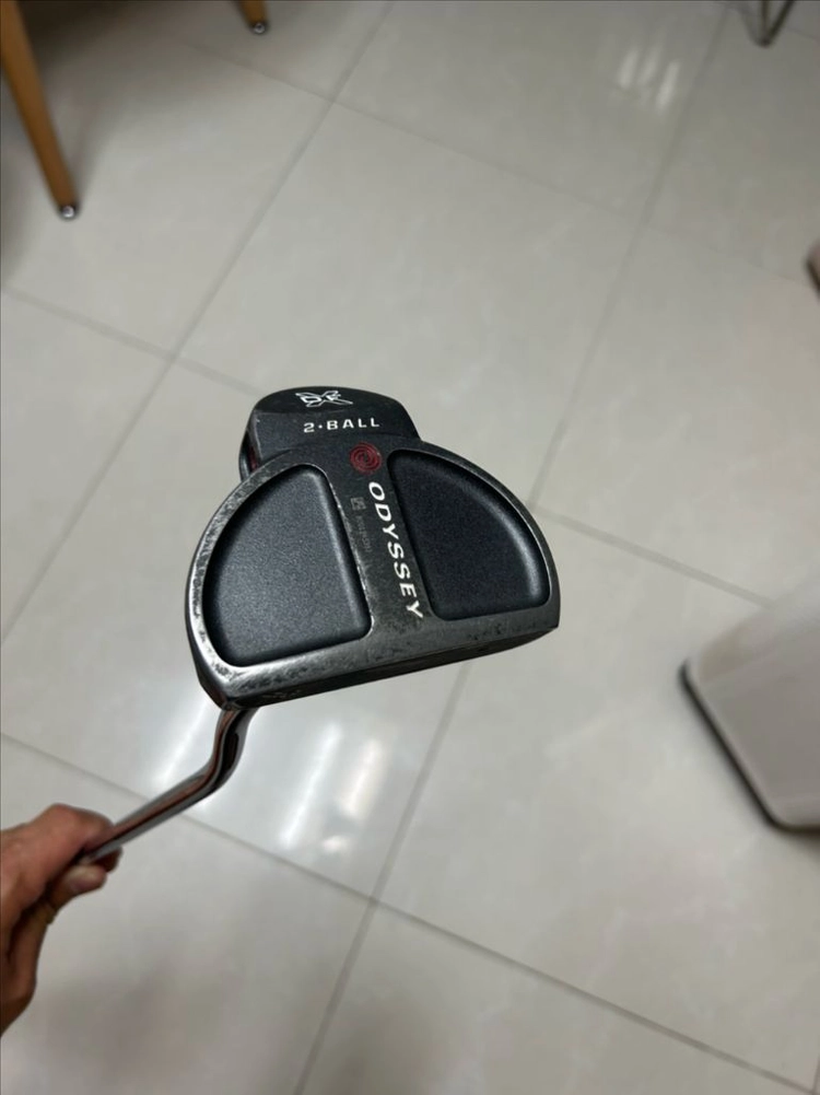 오디세이 투볼 퍼터 판매 이미지