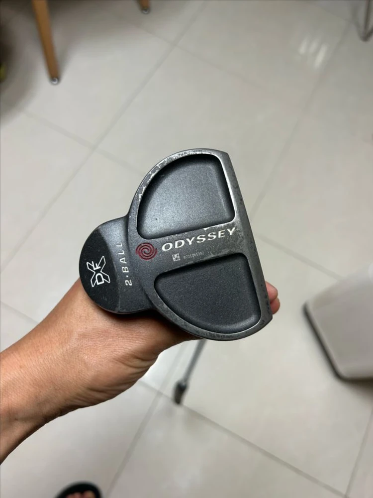오디세이 투볼 퍼터 판매 이미지