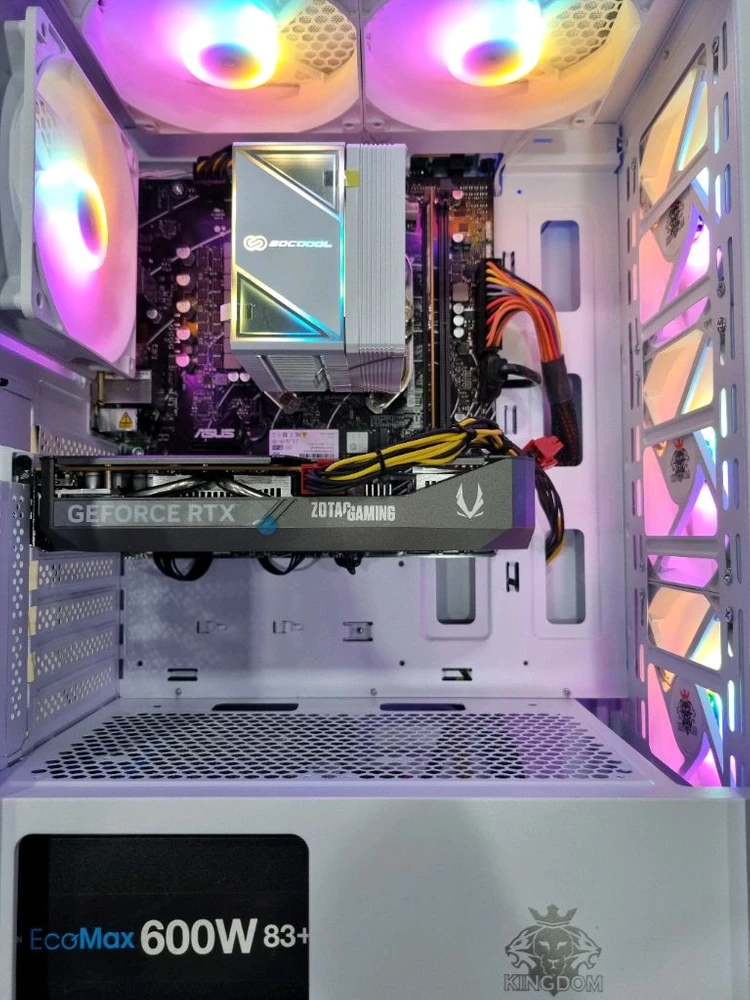 라이젠 9600X D5 16G RTX 5060 8G 그래픽 카드 - 안심되는 중고거래