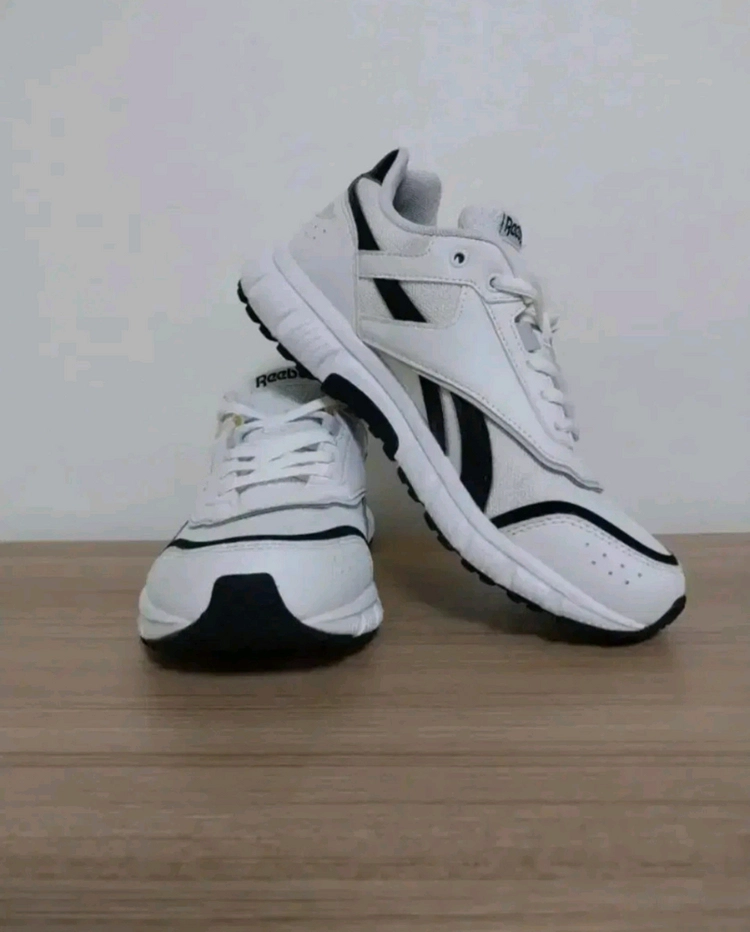 여성 리복 로얄 런 피니쉬 운동화 (230) 이미지