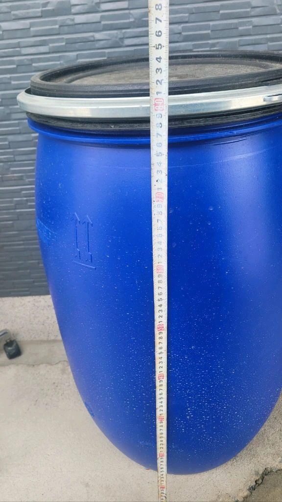 철 드럼통 공 드럼통 농업용 물통 플라스틱 드럼통 젓갈통 약품통 HDPE 드럼통 대형물통 이미지
