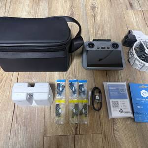 DJI 플립 플라이모어 콤보(케어리프레쉬, RC2, 배터리 4개) 이미지