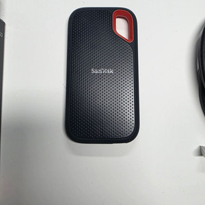 샌디스크 포터블 ssd 4TB 급처합니다~ 이미지