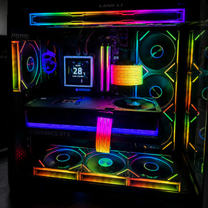 라이젠9 9950X3D X870E RTX5090 아스트랄 96GB 고급PC 팝니다 이미지