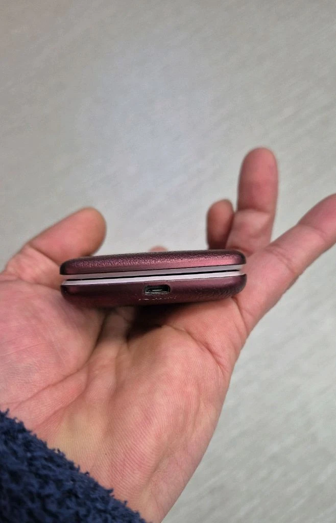 LG F610 폴더폰 A급 효도폰 학생폰 공부폰 실버폰 이미지