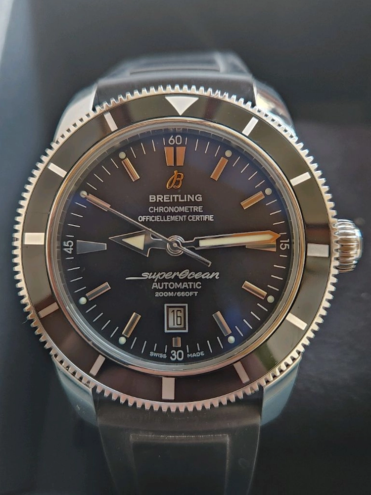 브라이틀링 슈퍼오션 헤리티지 블랙 46mm 오토매틱 이미지
