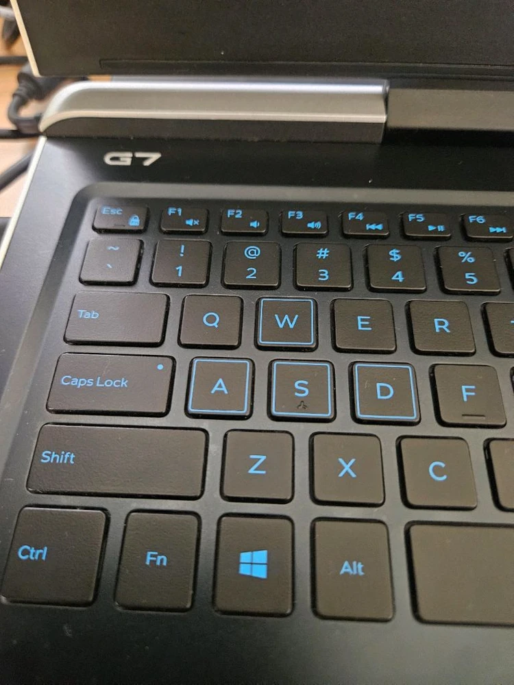 델 G7 7588 i7 8세대 16램 128 ssd 1tb hdd 이미지