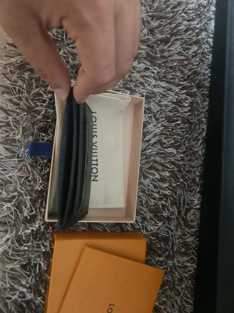 루이비통 이클립스 모노그램 카드지갑 이미지