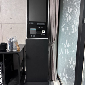 키오스크 스탠드형 이미지