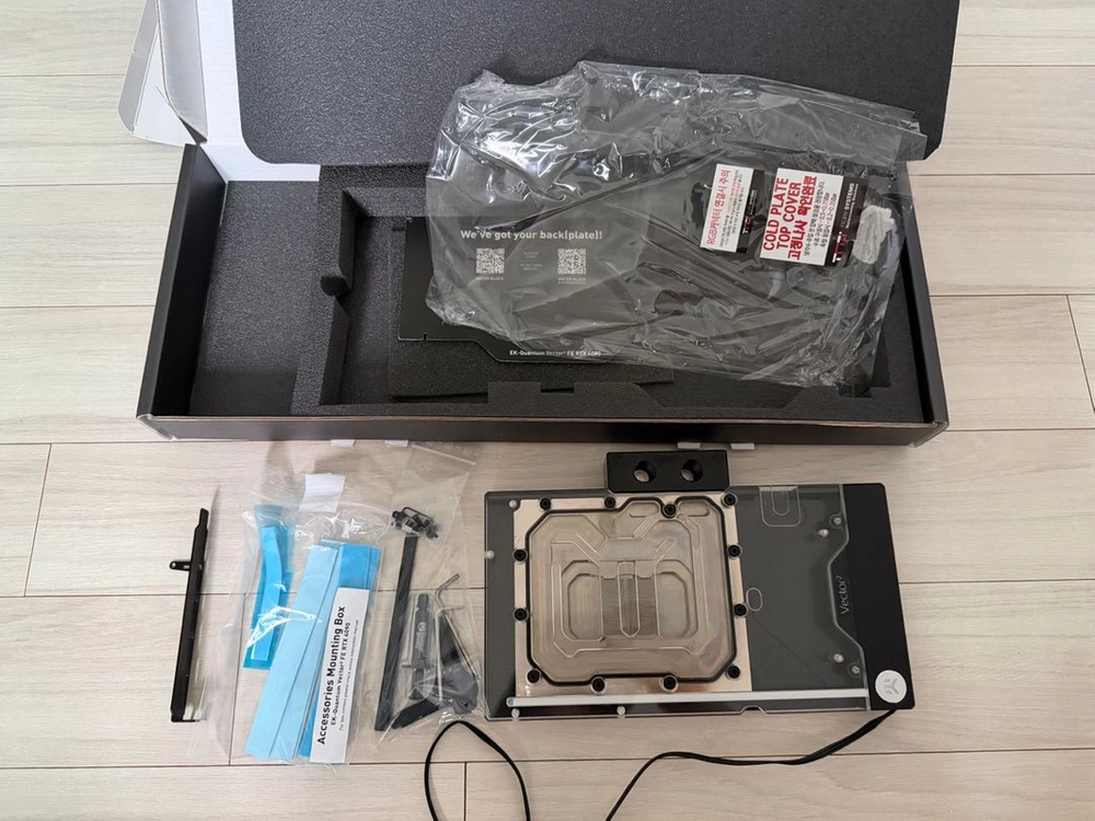 EKWB RTX 4090 FE 워터블럭 이미지