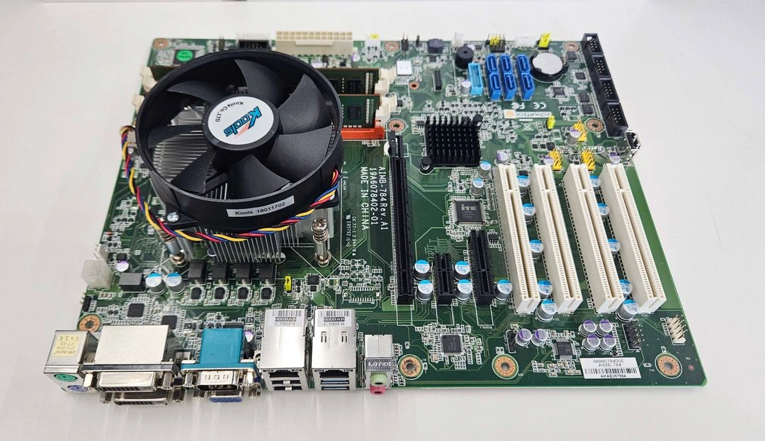 어드밴텍 AIMB-784 산업용 메인보드/ Intel Core i7-4770/ DDR3 4GB/ CPU 쿨러 이미지