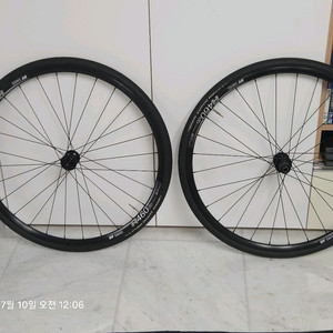 DT swiss R460db휠셋+타튜 이미지