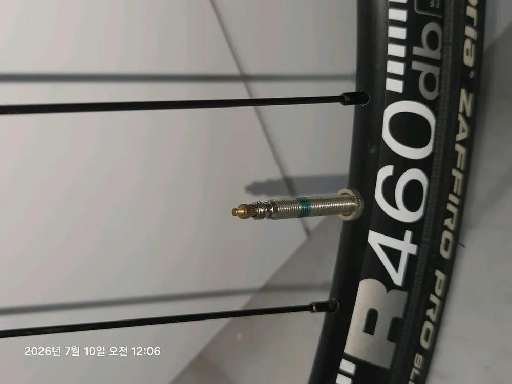 DT swiss R460db휠셋+타튜 이미지