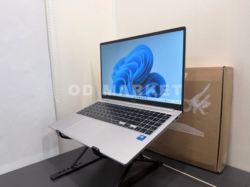 삼성 갤럭시북4 사무용 노트북(코어3,8g/256g) - 안심되는 중고거래