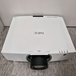 빔프로젝터 nec pa723u 7200안시 wuxga 이미지