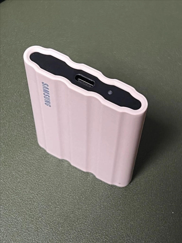 삼성 ssd t7 shield 2tb 이미지