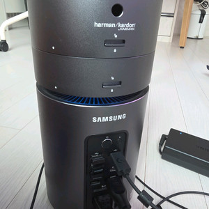 삼성 아트PC 펄스 본체 와 삼성 오디세이 G7 32인치 모니터입니다 이미지