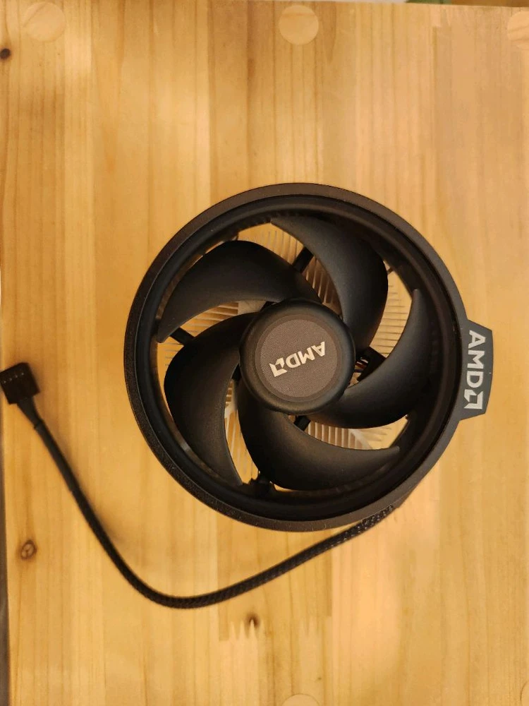 AMD CPU 정품 쿨러 이미지
