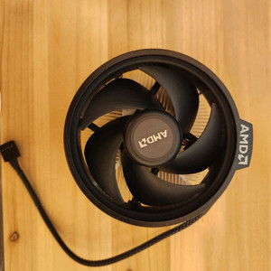 AMD CPU 정품 쿨러 이미지