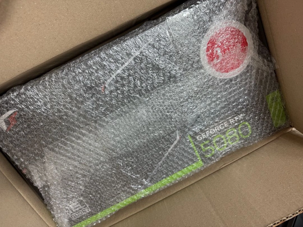 컬러풀 지포스 RTX 5080 불칸 Vulcan OC D7 16GB 새상품 - 안심되는 중고거래
