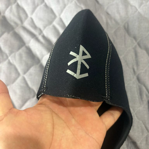 yrva 이르바 후드 5mm XL 판매합니다(스쿠버 후드) 이미지