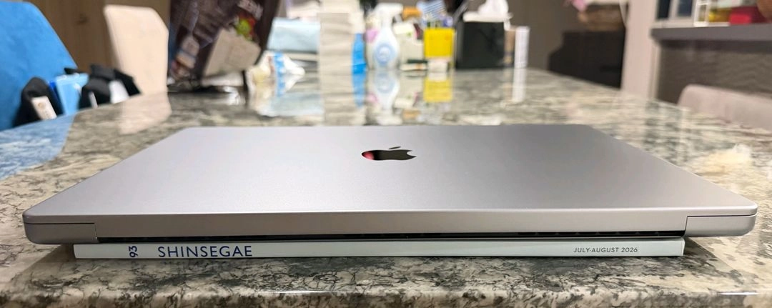 맥북프로 16 M2 Max 32GB 1TB 30코어GPU A급 이미지